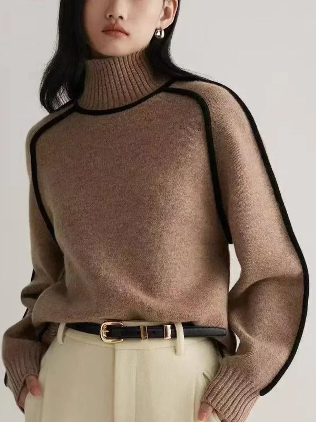 Seraphina - Elegant Turtleneck sweater