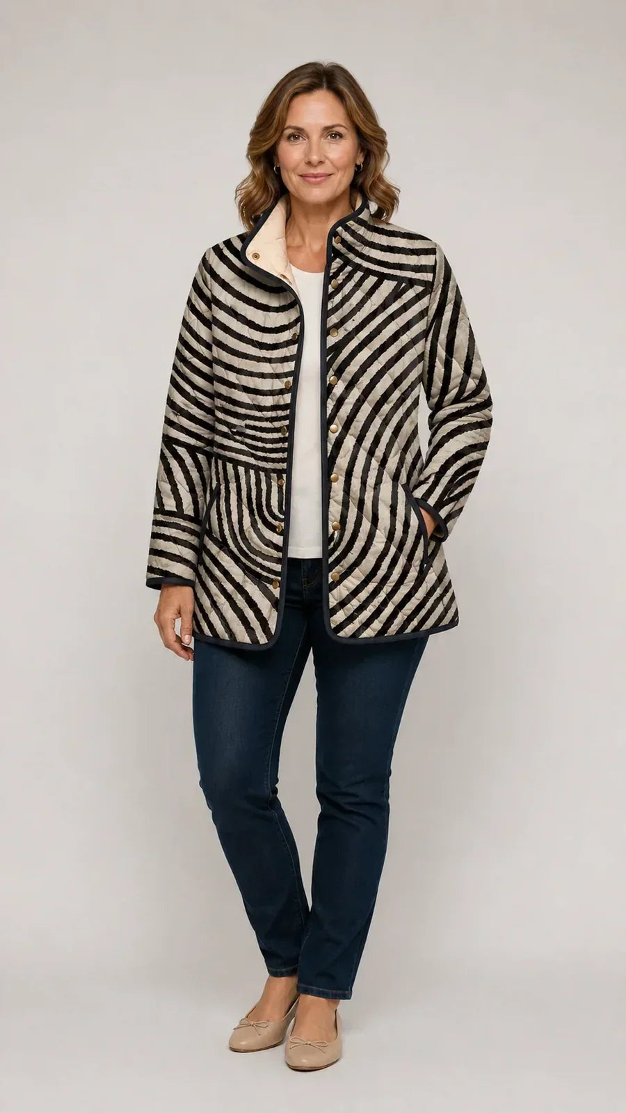 Sarah | Retro Hand-Drawn Circle Design Quilted Jacket